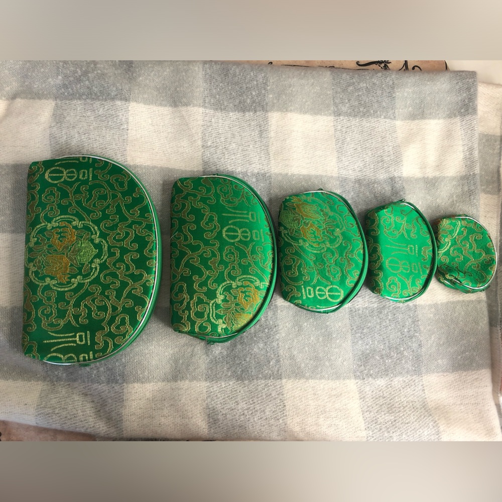NWT Indian clutch - 5 purses all nesting in one